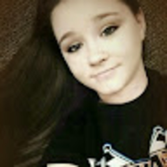 Meet your Posher, Kourtney - Picture 1 of 1